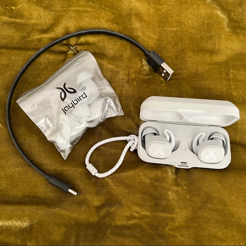 Jaybird Vista Earphones NWB